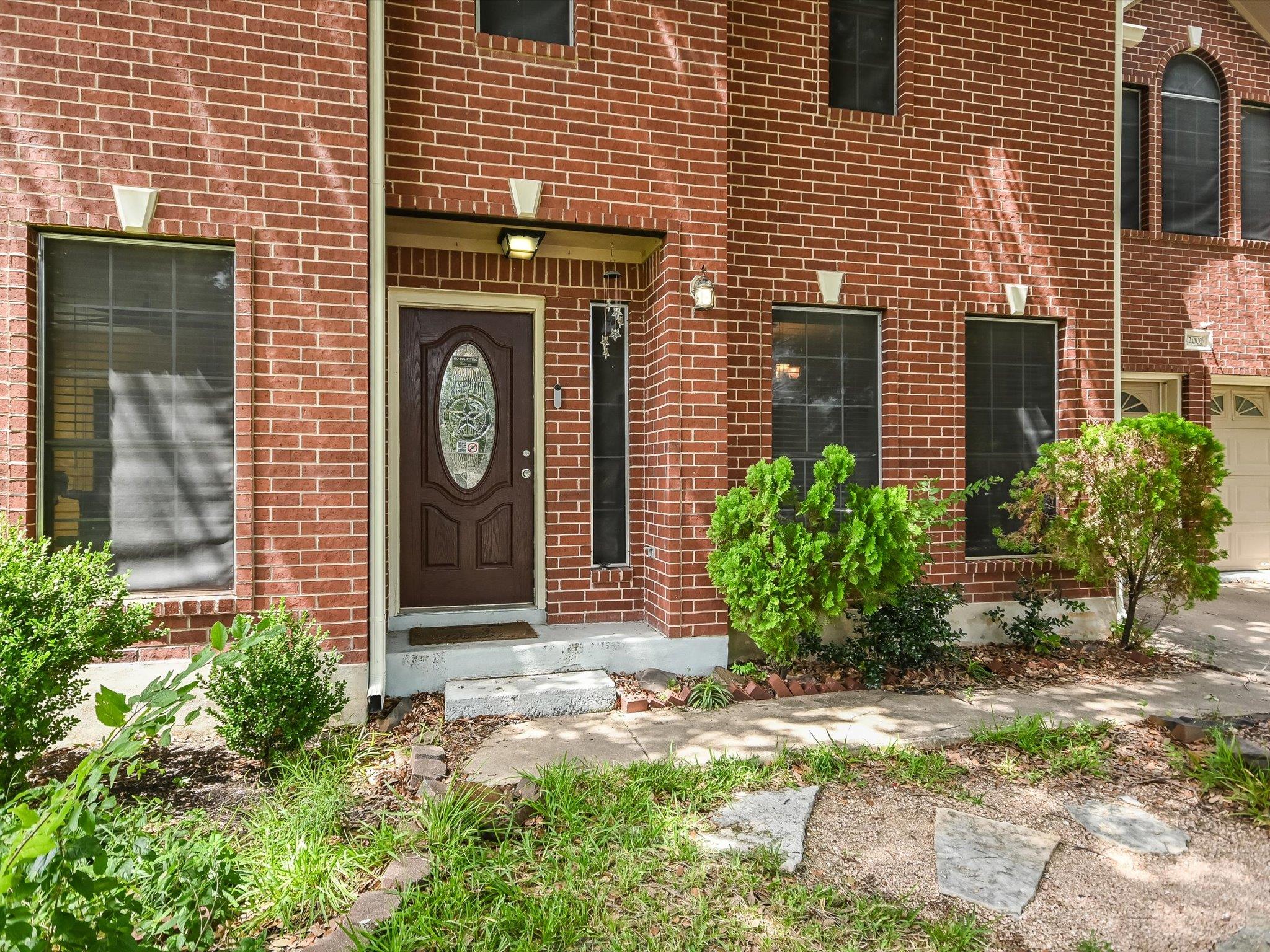 2001 Aster Way Round Rock TX 78665
