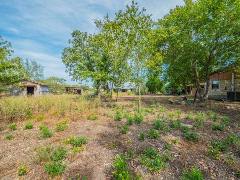 1323 Fm 1966 Maxwell TX 78656