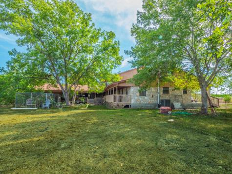 1323 Fm 1966 Maxwell TX 78656