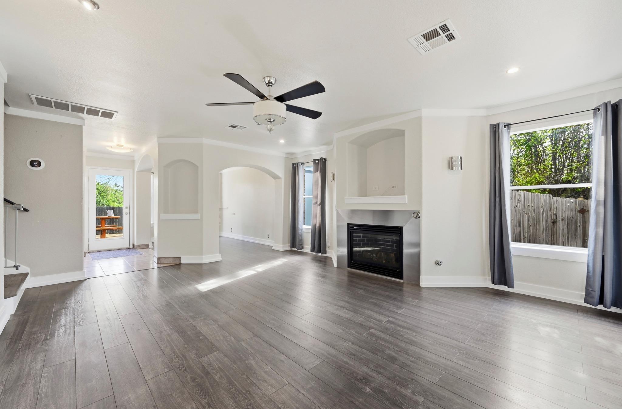 902 Tanglewood Drive Leander TX 78641