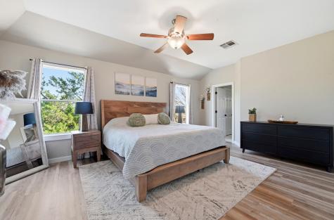 902 Tanglewood Drive Leander TX 78641