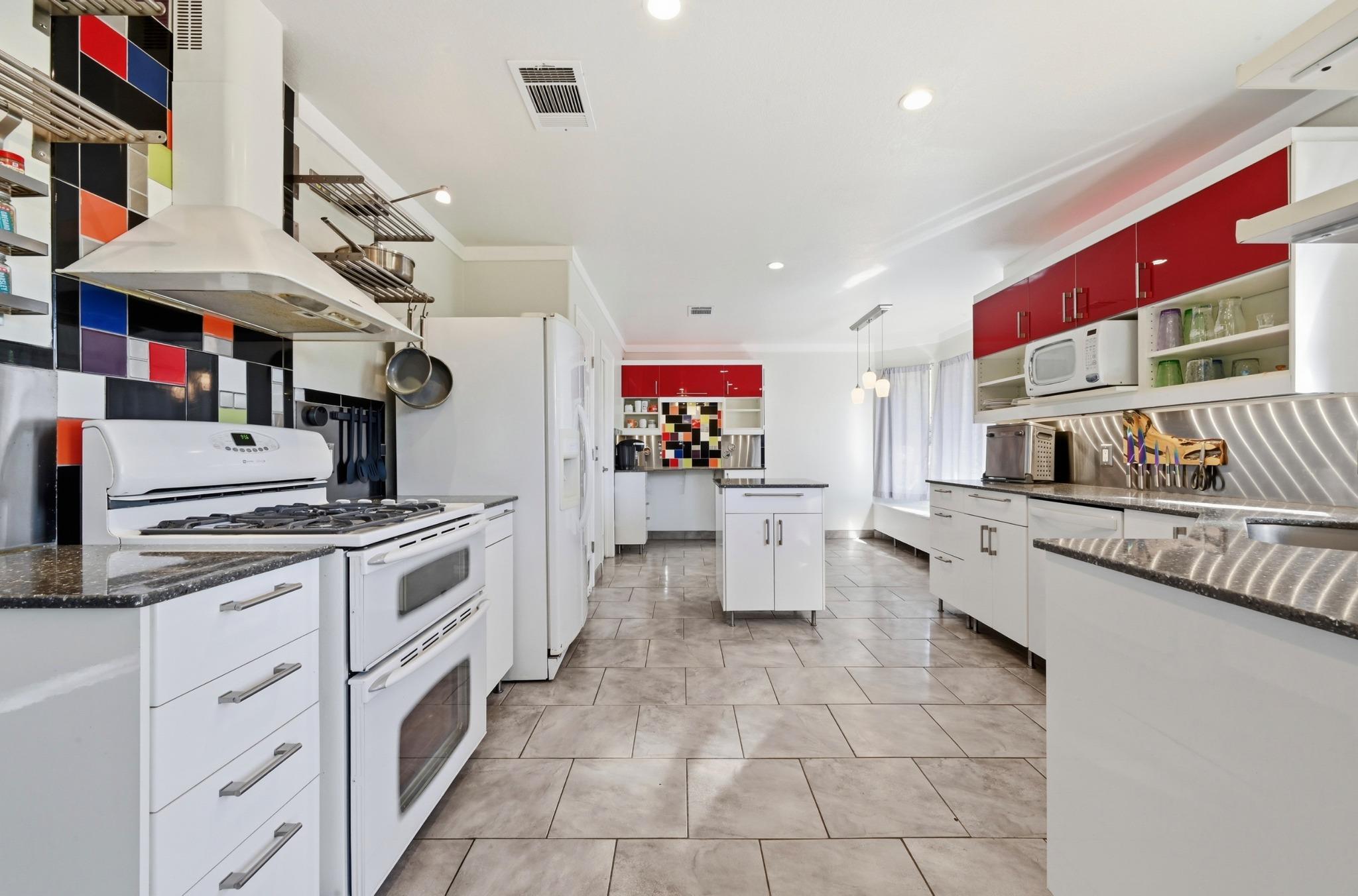 902 Tanglewood Drive Leander TX 78641