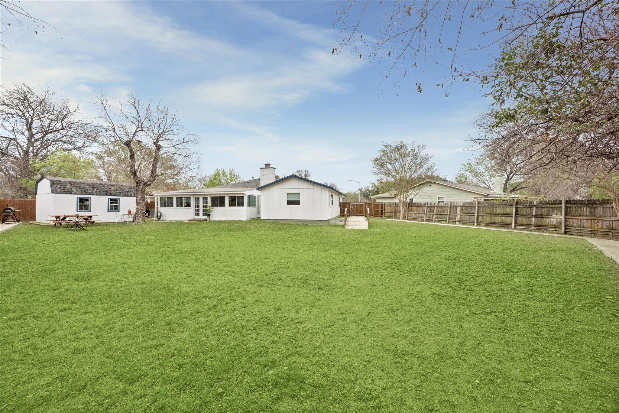 2201 Tallow Court Austin TX 78744