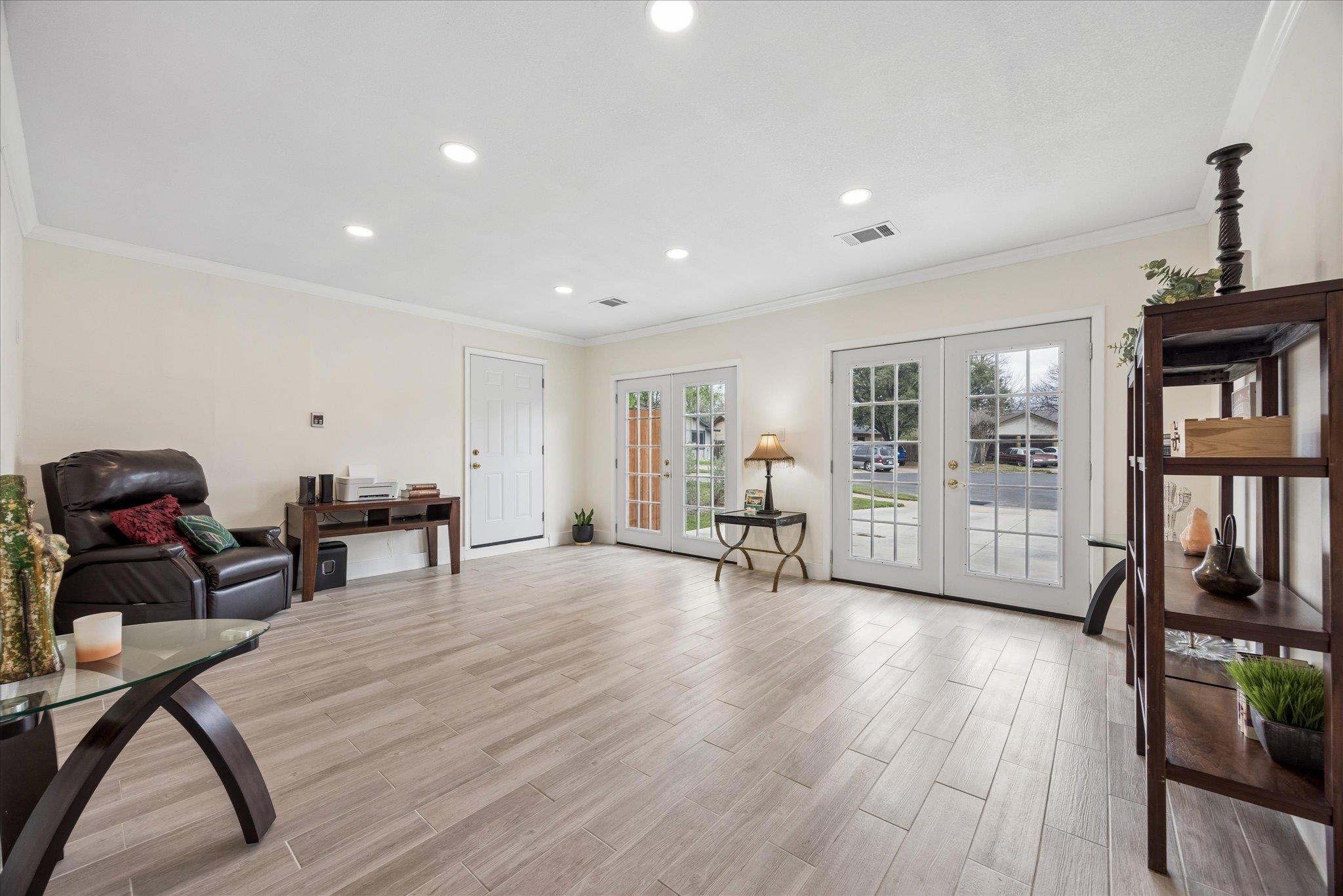 2201 Tallow Court Austin TX 78744