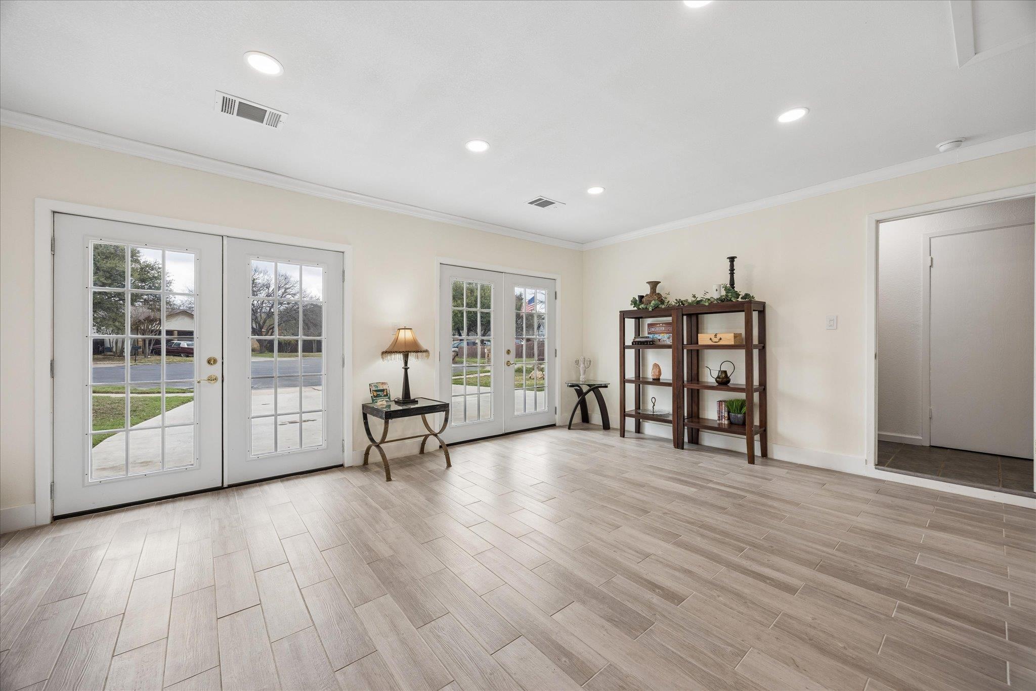 2201 Tallow Court Austin TX 78744