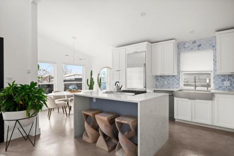 1813 Crooked Lane Austin TX 78741