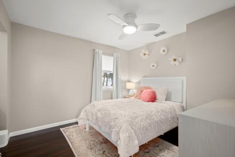 1813 Crooked Lane Austin TX 78741