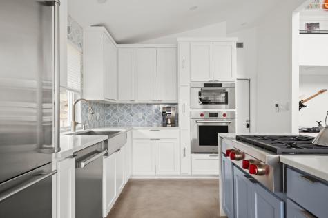 1813 Crooked Lane Austin TX 78741