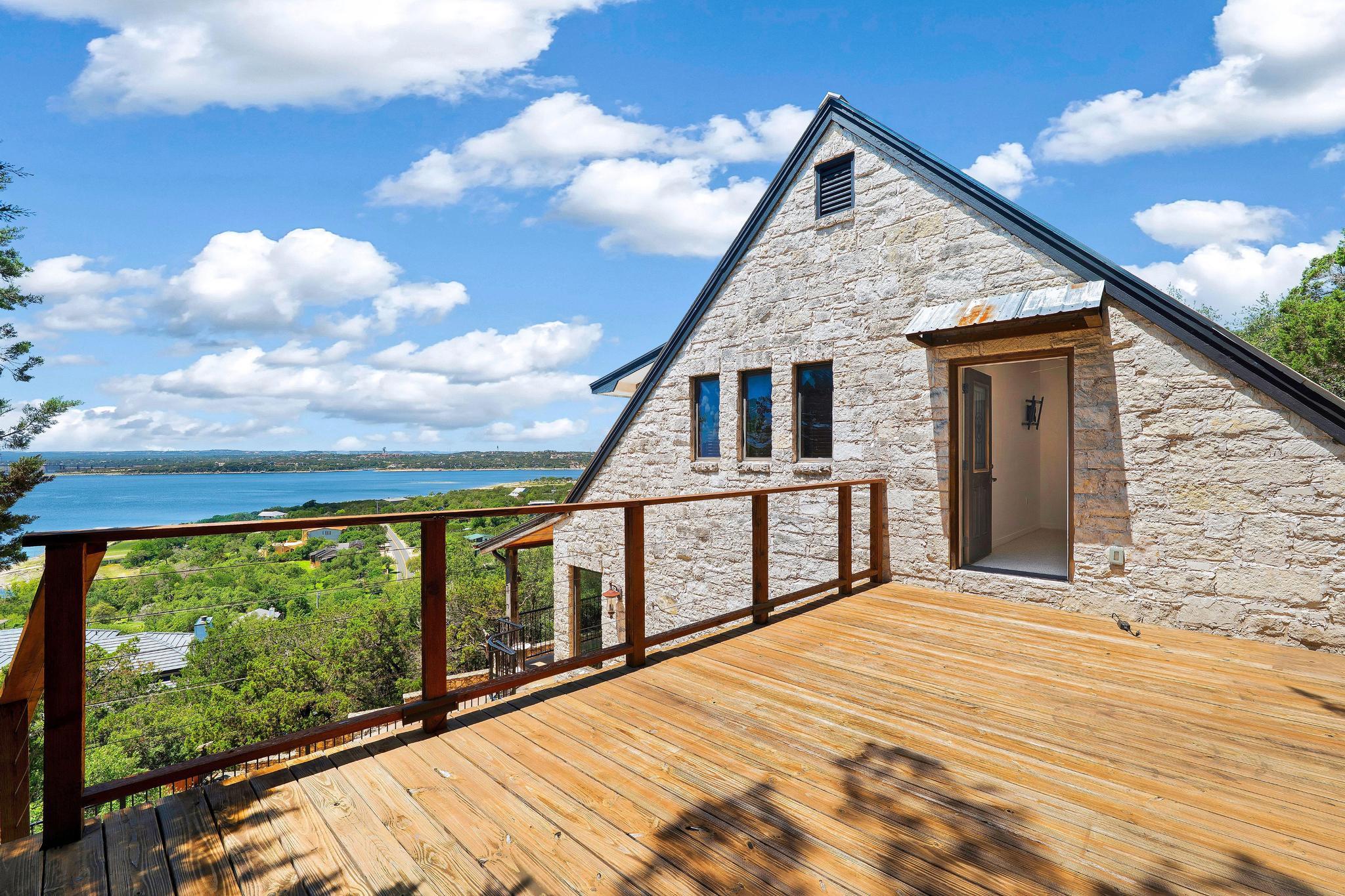 13906 Skyline Drive Austin TX 78732