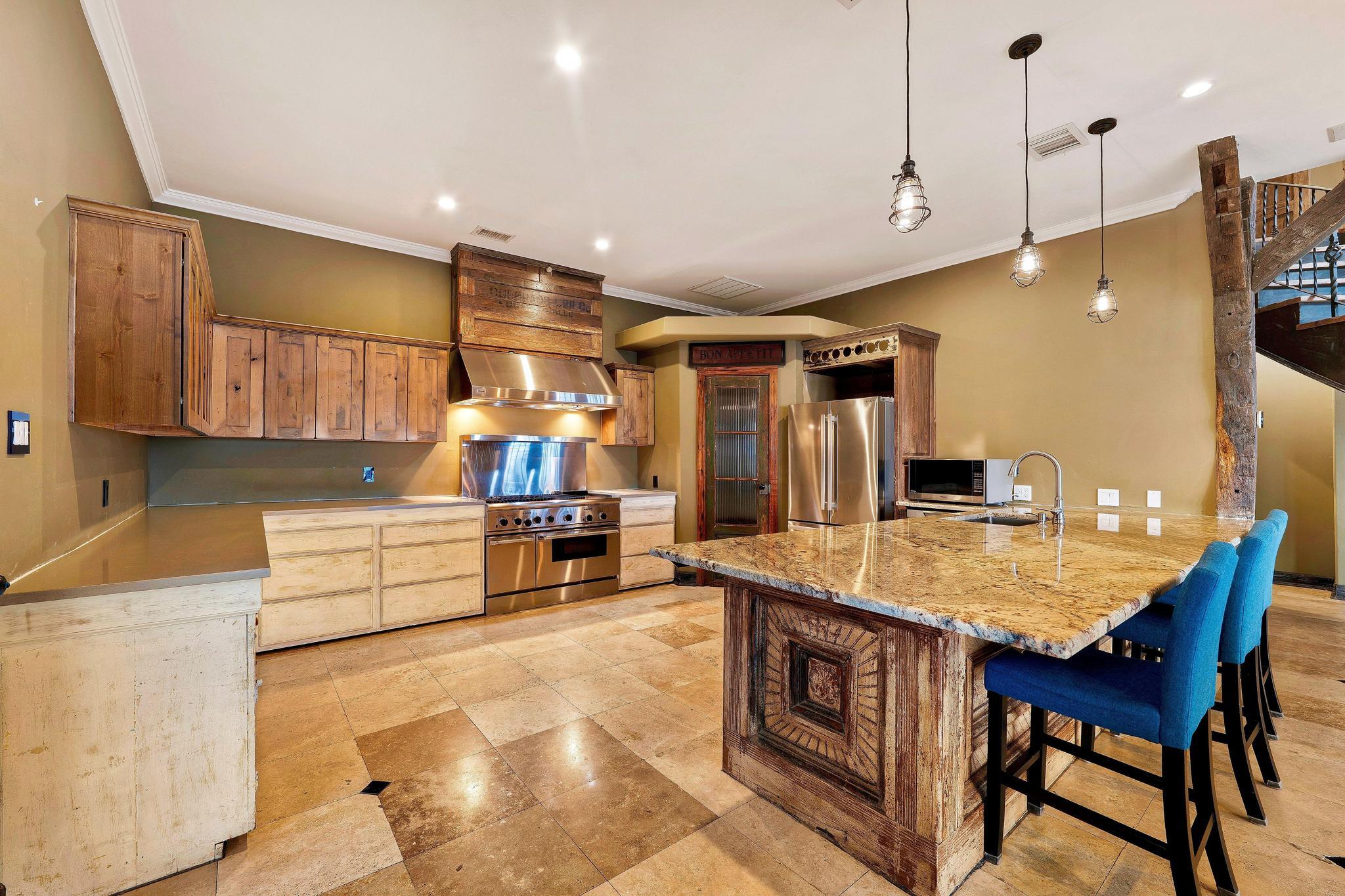 13906 Skyline Drive Austin TX 78732