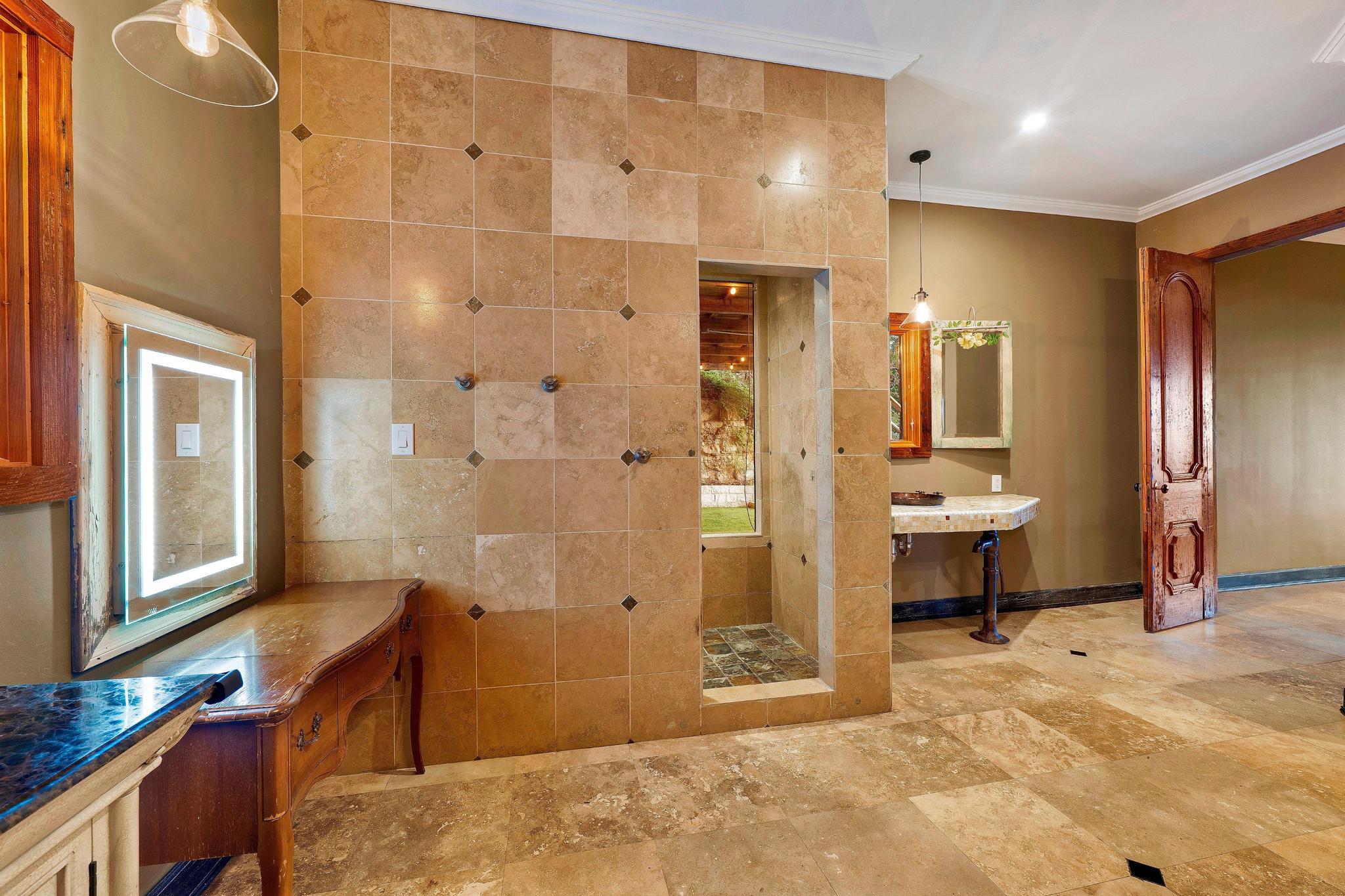 13906 Skyline Drive Austin TX 78732