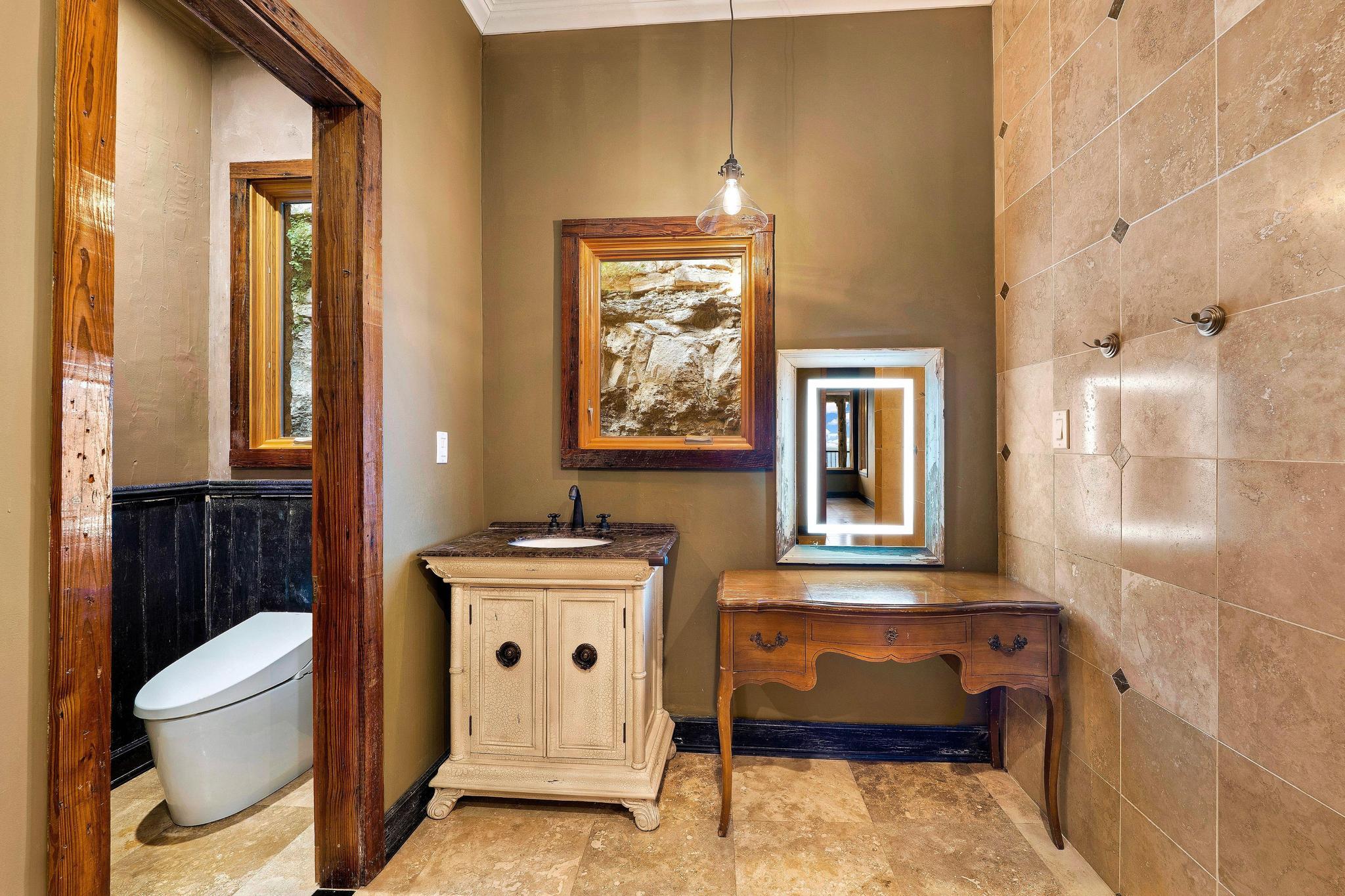 13906 Skyline Drive Austin TX 78732
