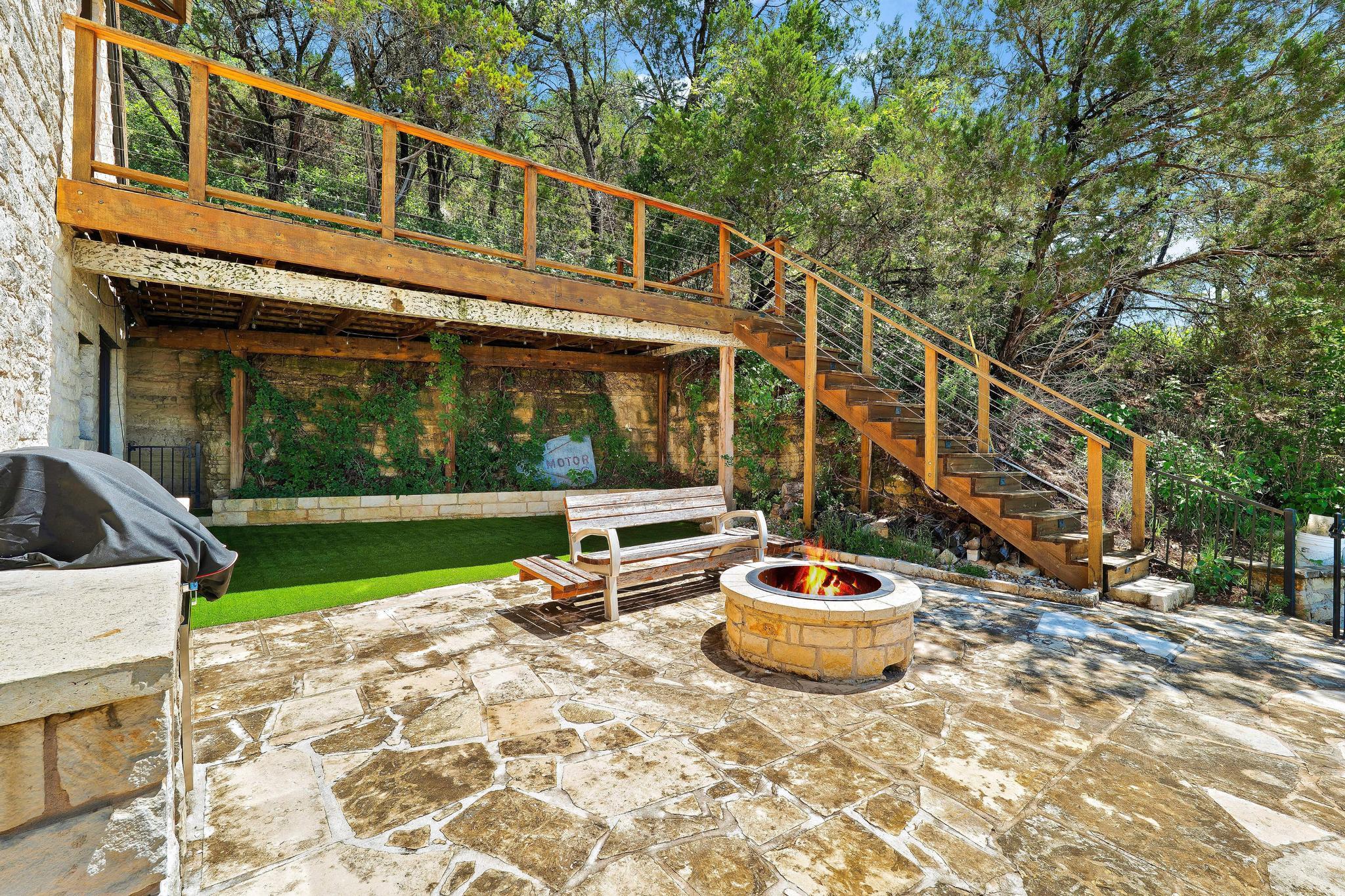 13906 Skyline Drive Austin TX 78732