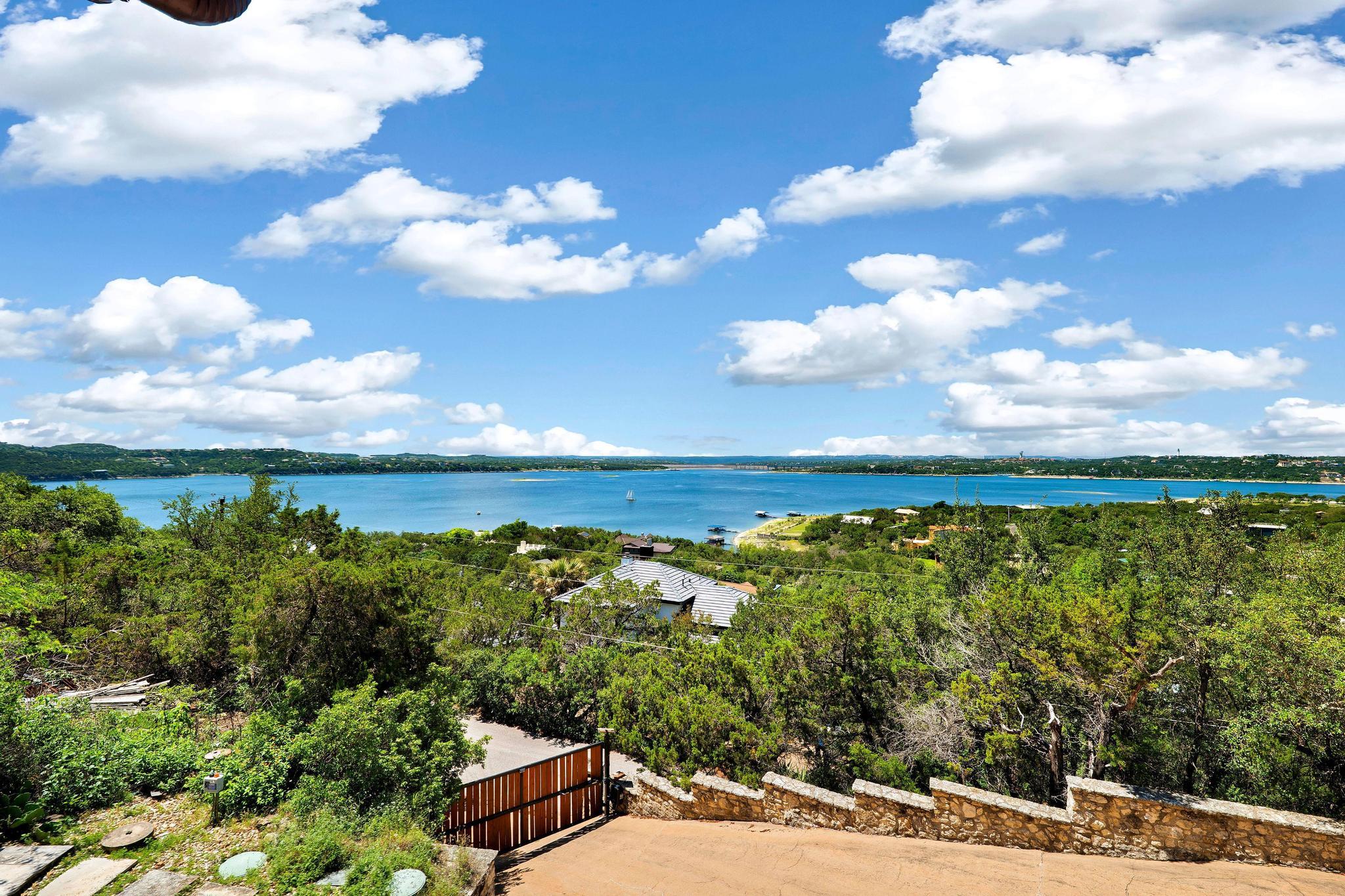 13906 Skyline Drive Austin TX 78732