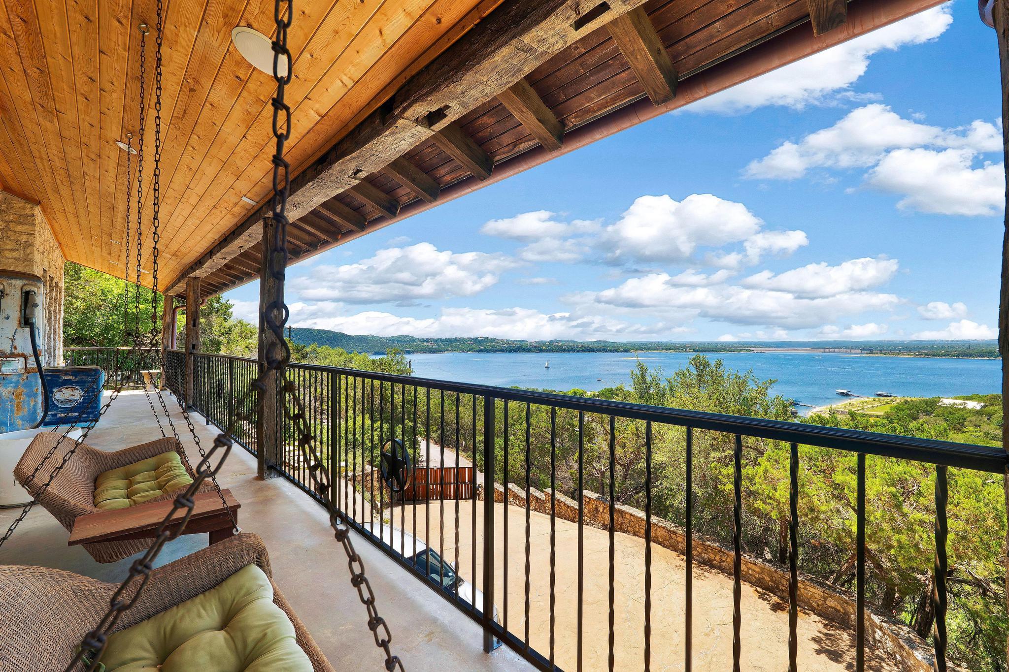 13906 Skyline Drive Austin TX 78732