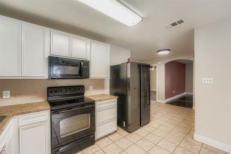 304 S Main Street Elgin TX 78621