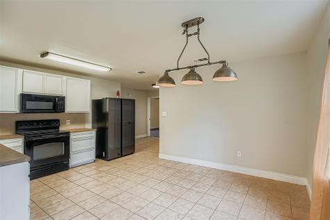 304 S Main Street Elgin TX 78621