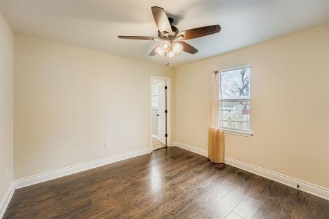 304 S Main Street Elgin TX 78621