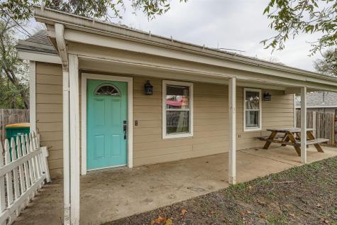 304 S Main Street Elgin TX 78621