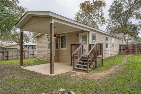 304 S Main Street Elgin TX 78621