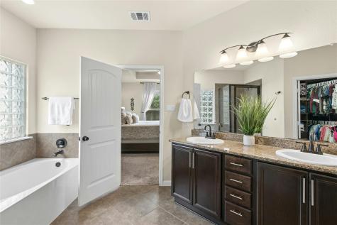 208 Paul Azinger Court Round Rock TX 78664