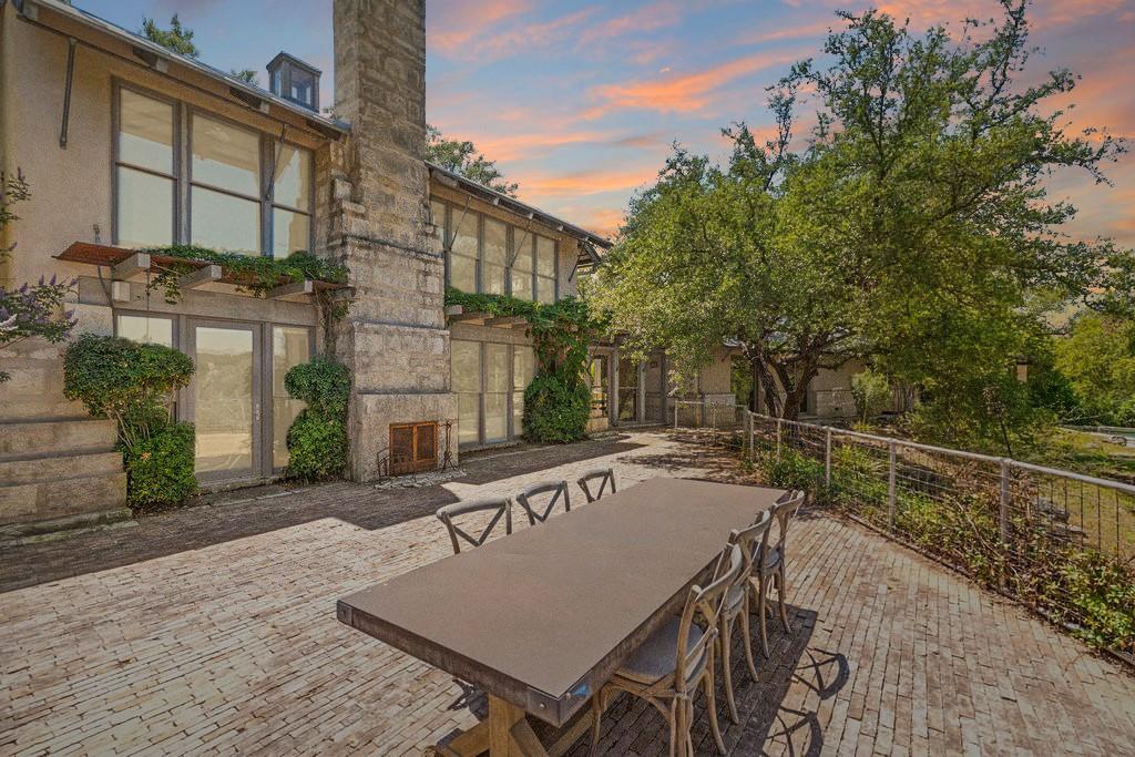 25014 Pedernales Canyon Trail Spicewood TX 78669
