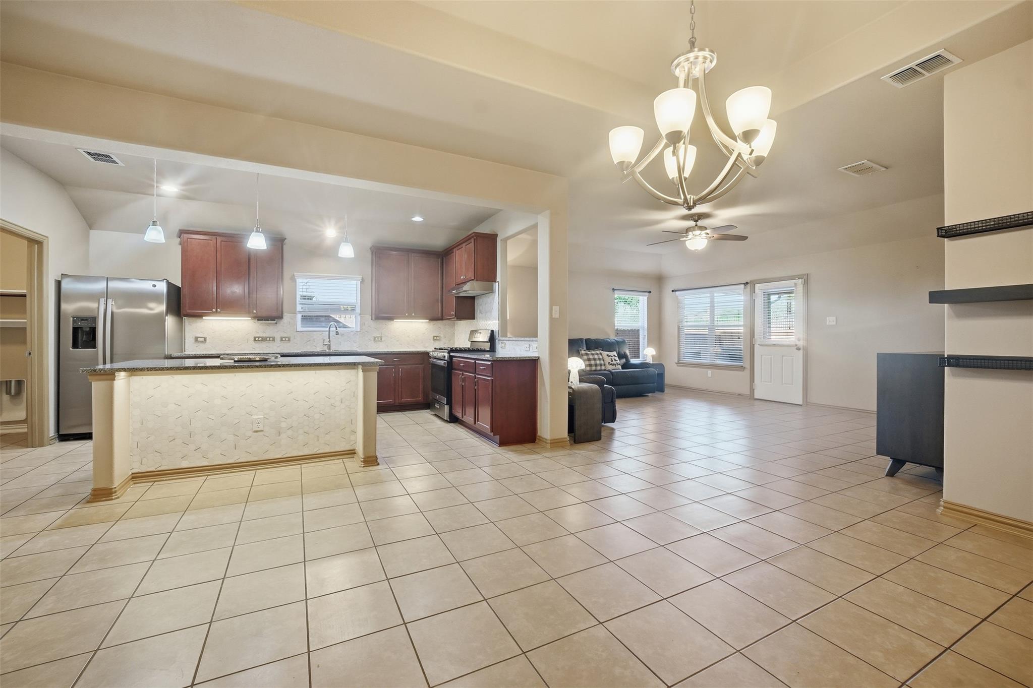 137 Orchard Hill Trail Buda TX 78610