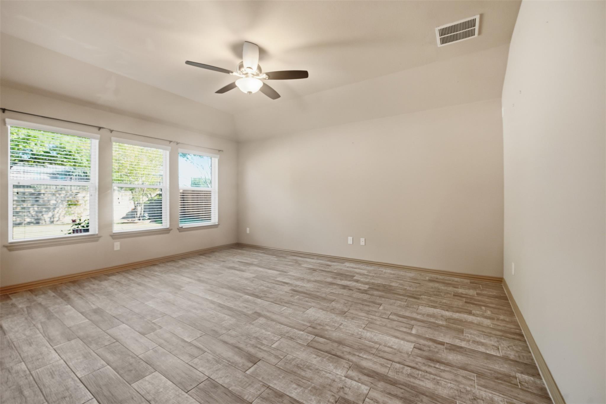 137 Orchard Hill Trail Buda TX 78610