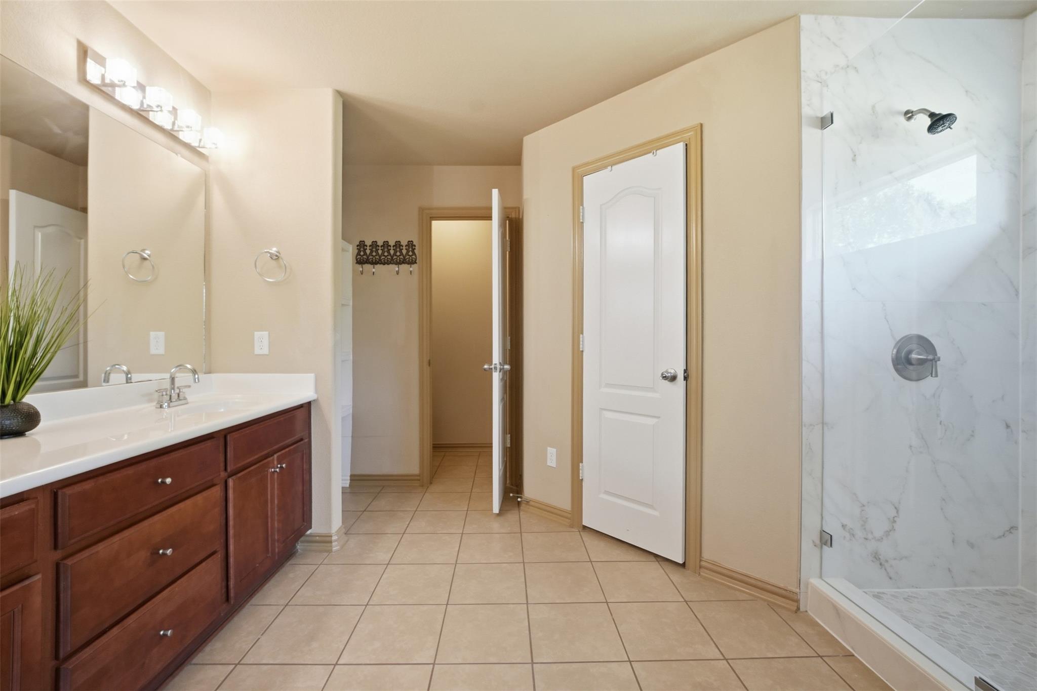 137 Orchard Hill Trail Buda TX 78610