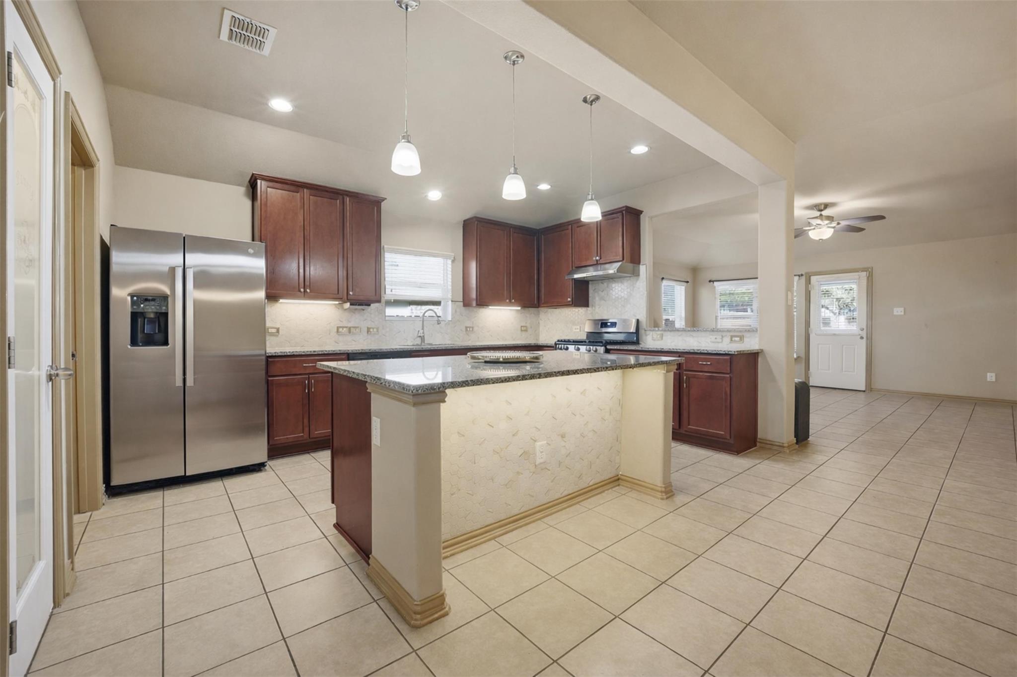 137 Orchard Hill Trail Buda TX 78610