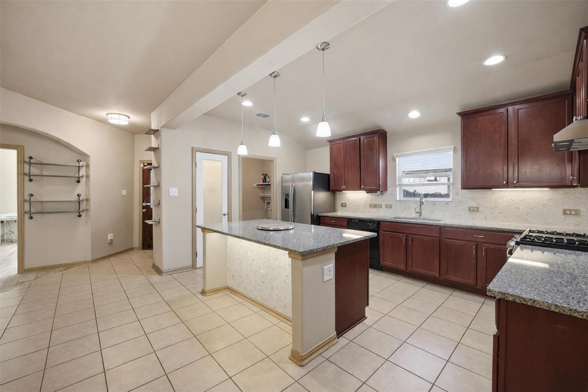 137 Orchard Hill Trail Buda TX 78610
