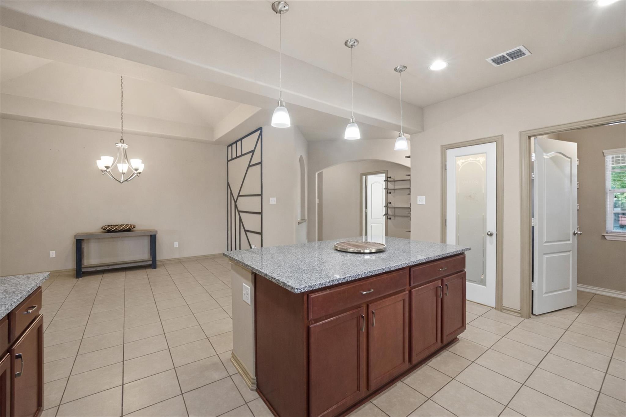137 Orchard Hill Trail Buda TX 78610