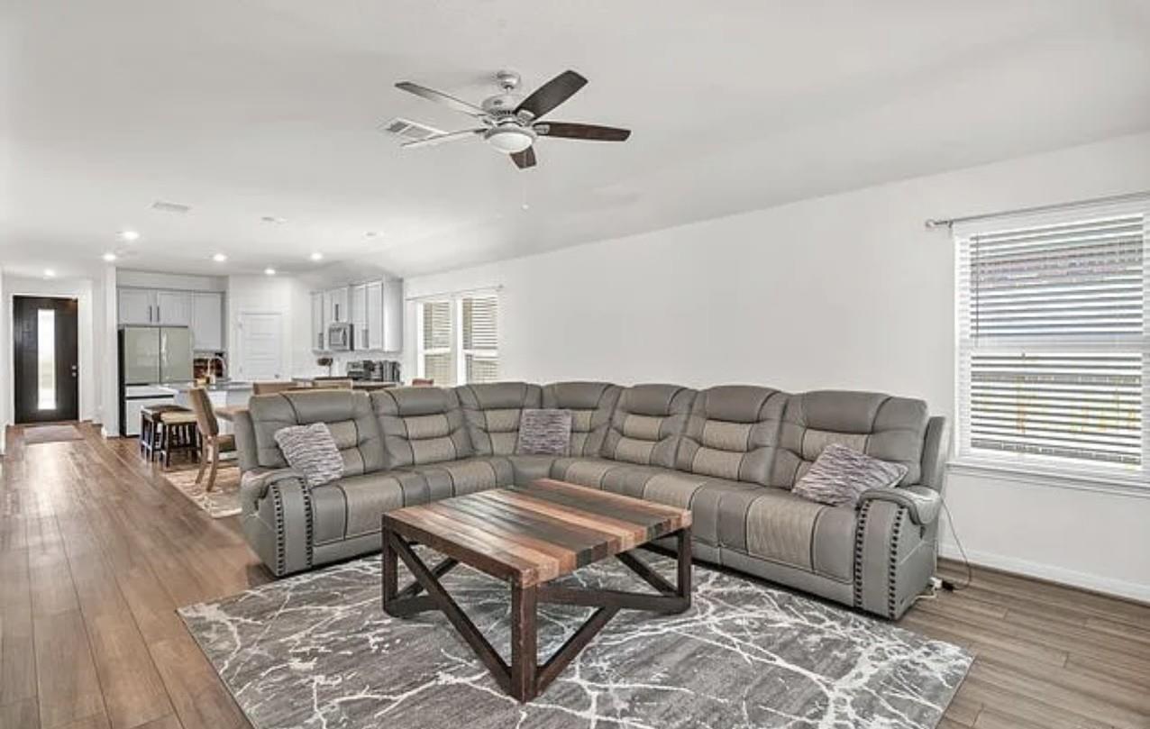 1414 Arcadian Lily San Antonio TX 78245