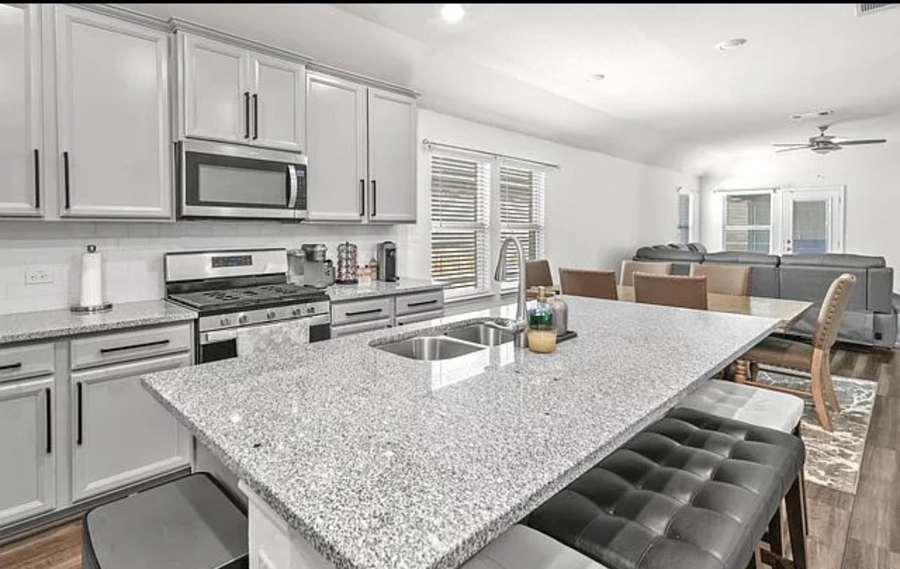 1414 Arcadian Lily San Antonio TX 78245