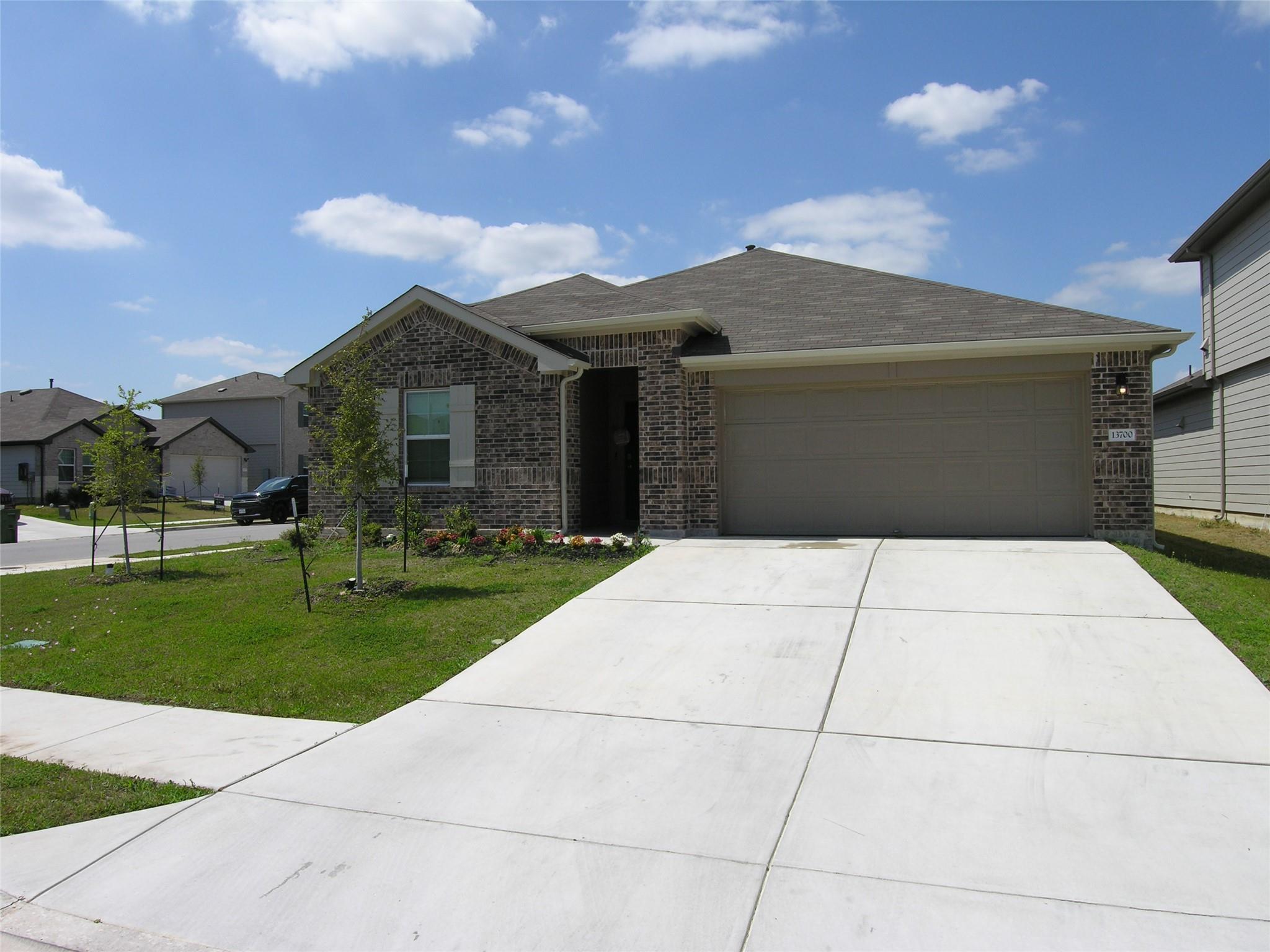 13700 Dismuke Drive Manor TX 78653