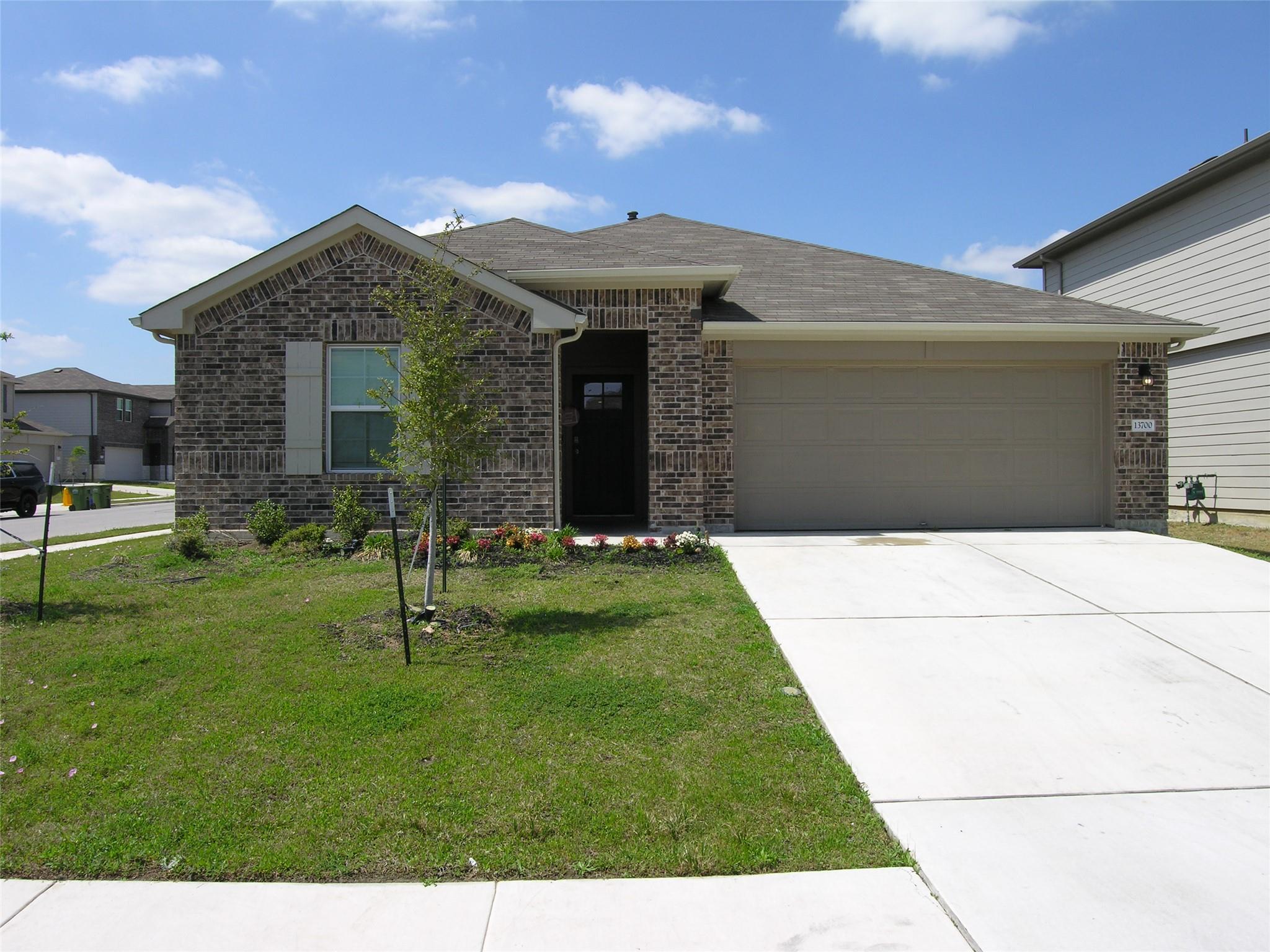 13700 Dismuke Drive Manor TX 78653
