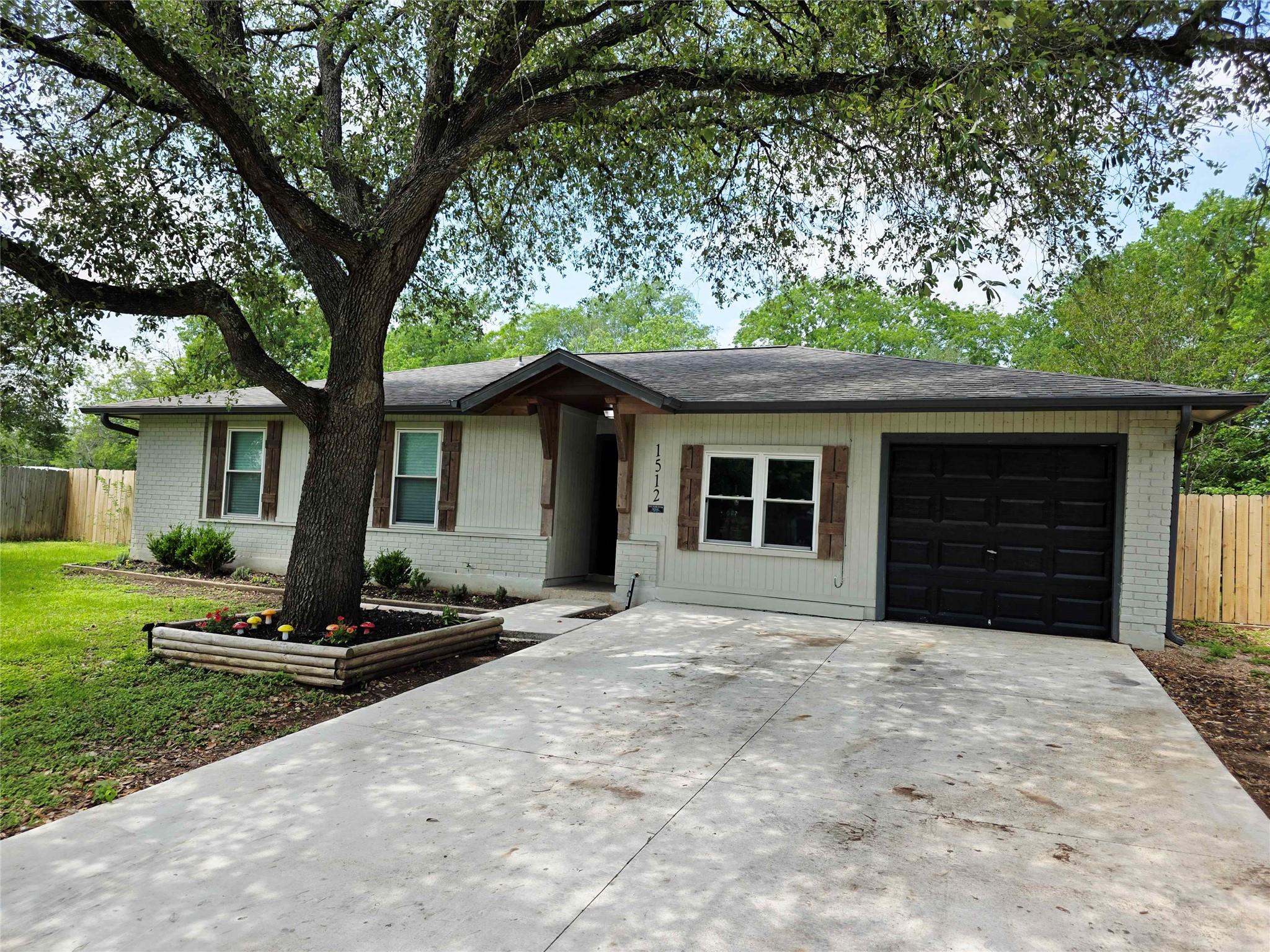 1512 W Mesa Park Drive Round Rock TX 78664