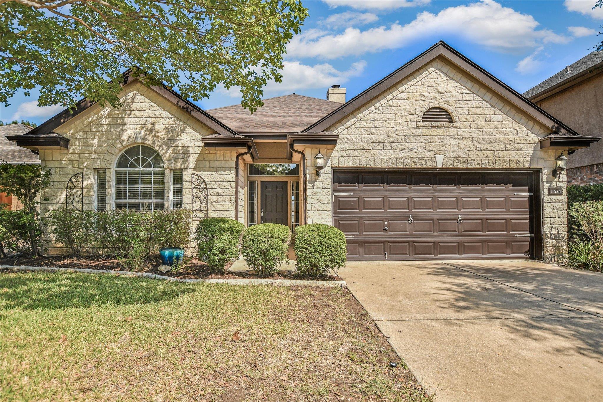 11524 Emerald Falls Drive Austin TX 78738