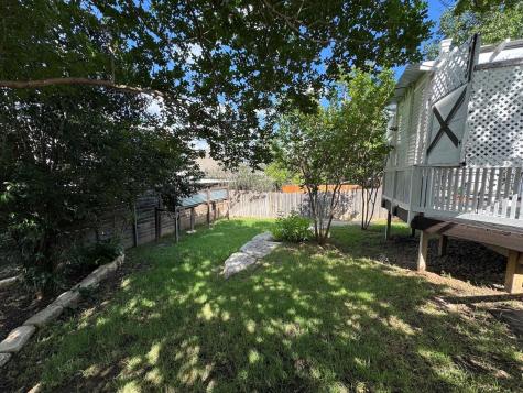 11524 Emerald Falls Drive Austin TX 78738