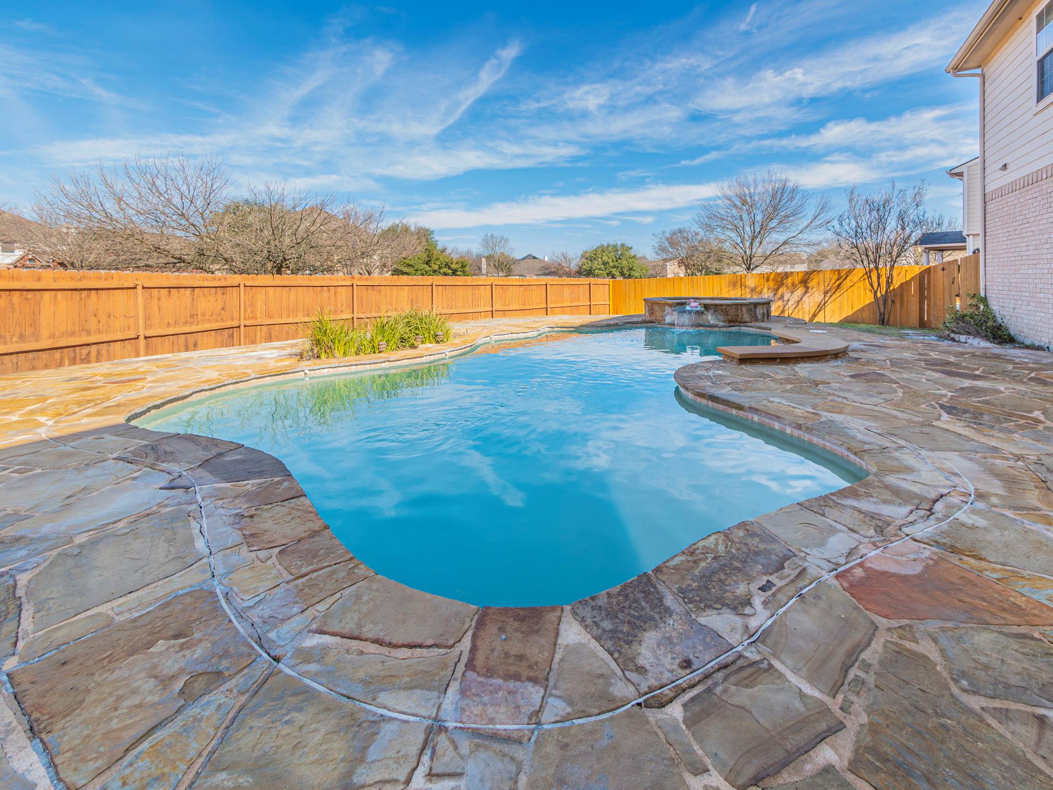 160 Pine Cove Kyle TX 78640