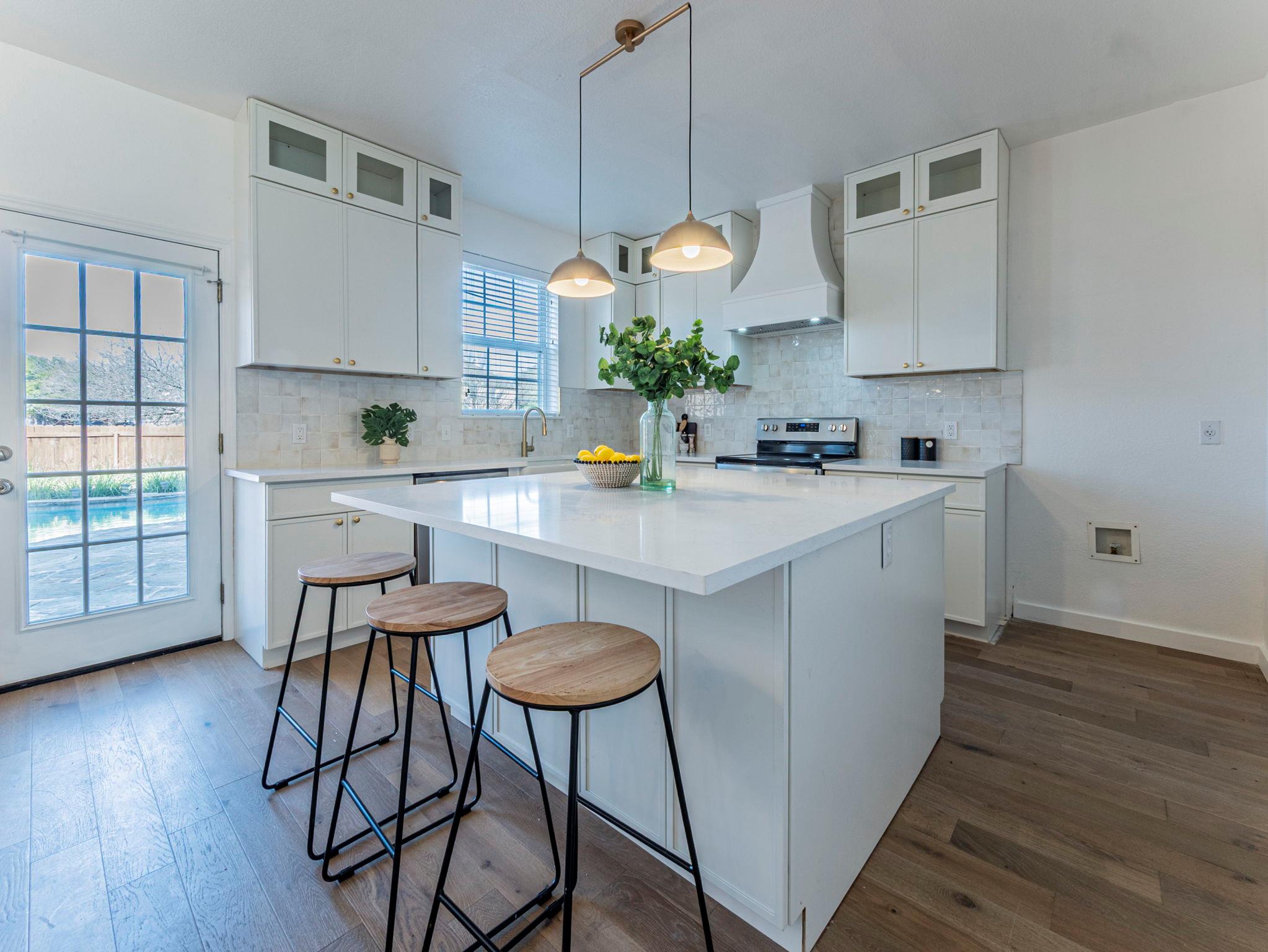 160 Pine Cove Kyle TX 78640