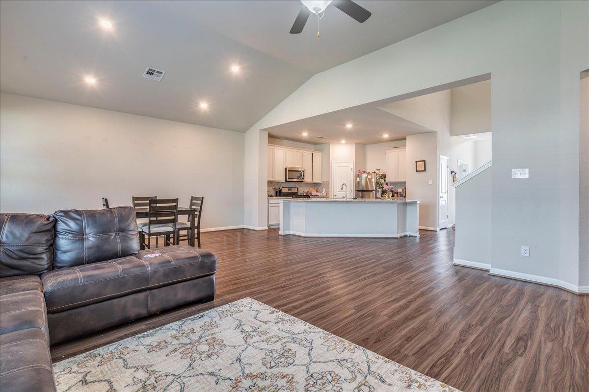 17206 Antioch Avenue Pflugerville TX 78660