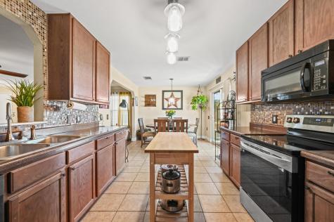 12241 Paloma Blanca Way Del Valle TX 78617
