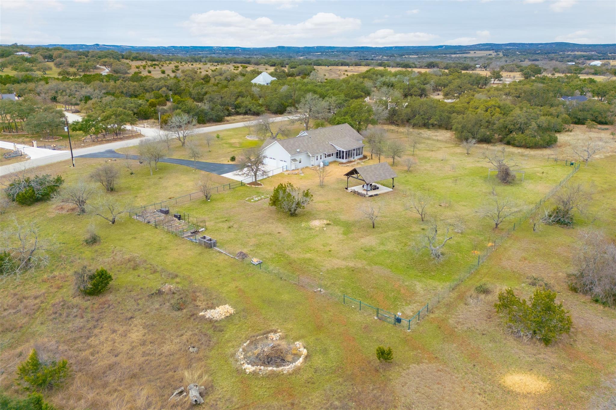106 Abierto Cove Blanco TX 78606