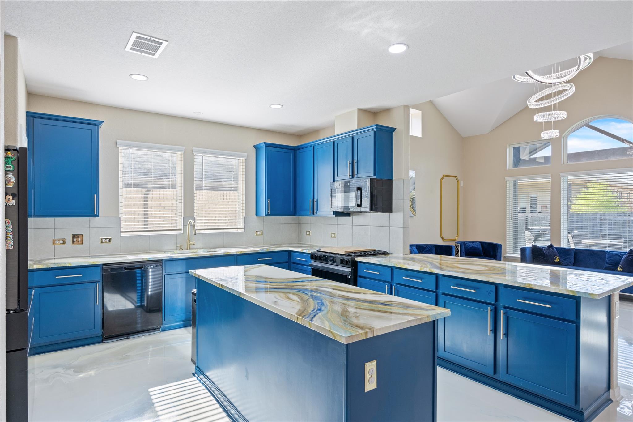 241 Oleander Loop Buda TX 78610
