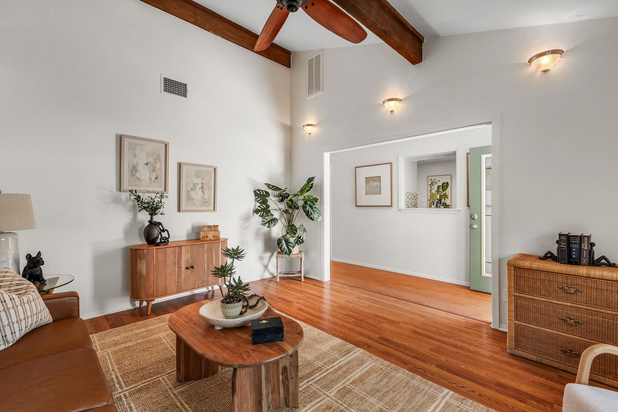 6812 Miranda Drive Austin TX 78752