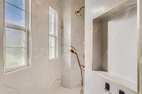 113 Vista View Trail Spicewood TX 78669