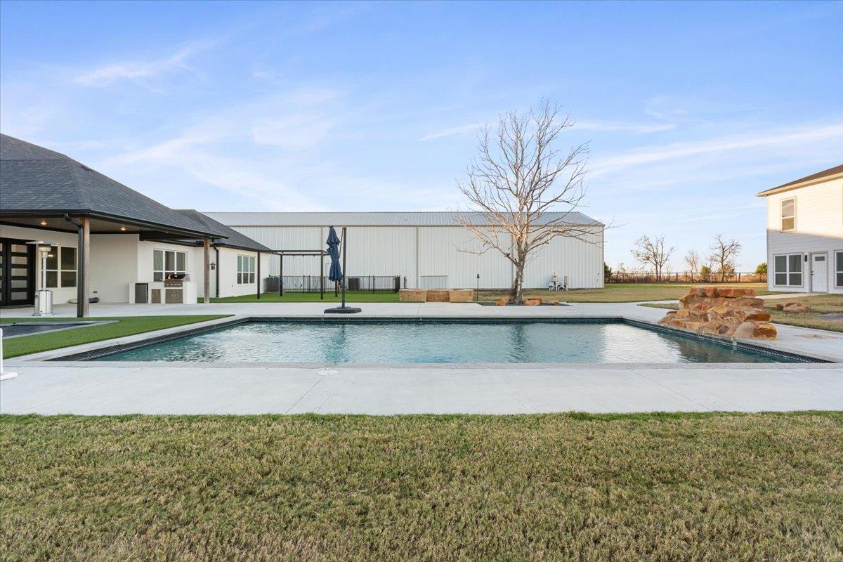 10940 Wedel Cemetery Road Rogers TX 76569