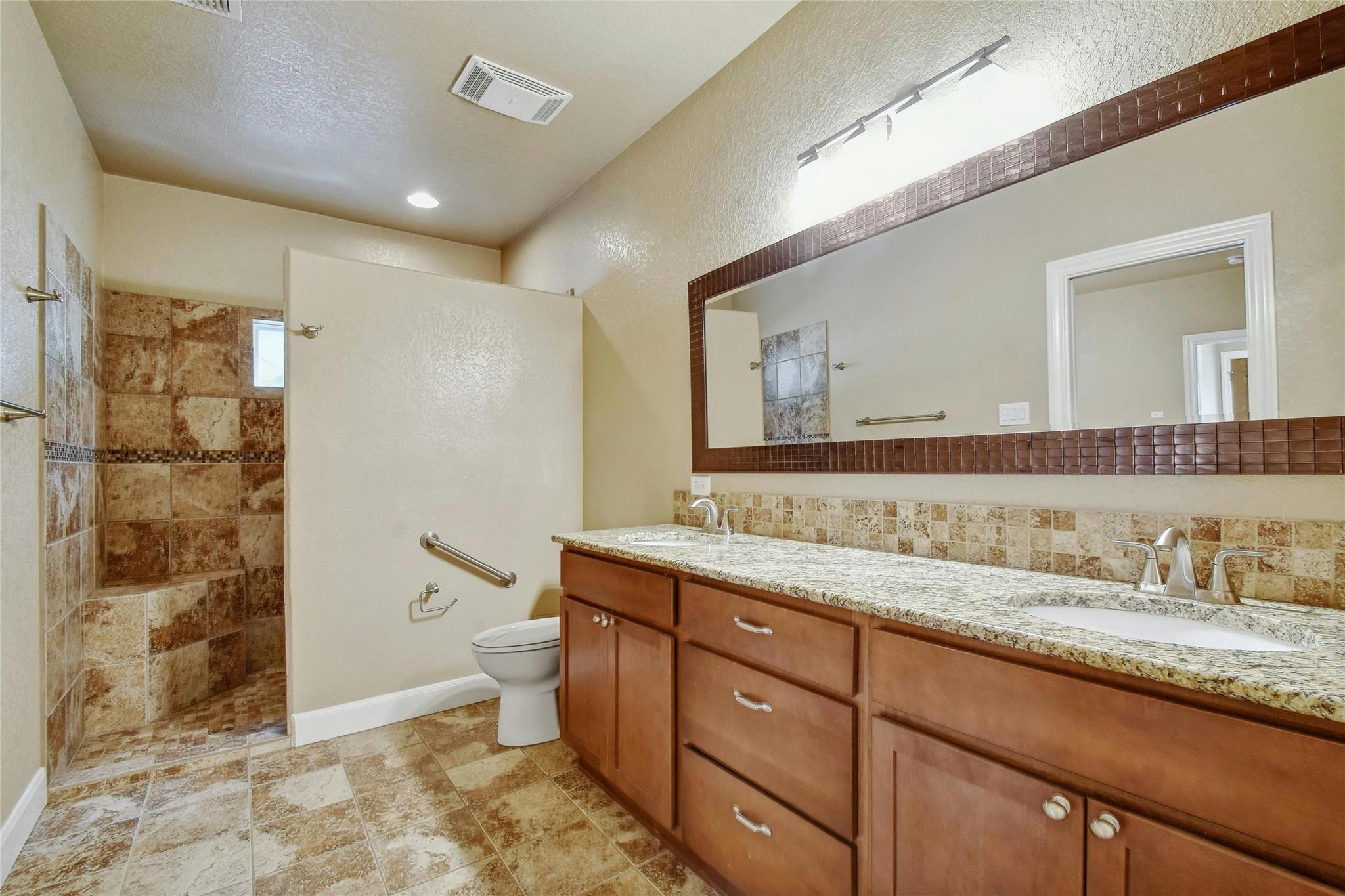 1007 Meckell Drive Canyon Lake TX 78133