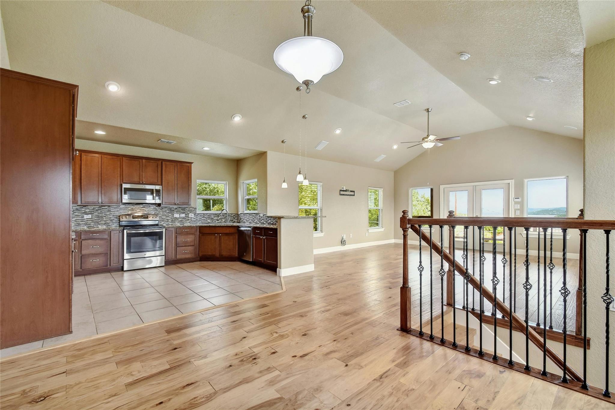 1007 Meckell Drive Canyon Lake TX 78133